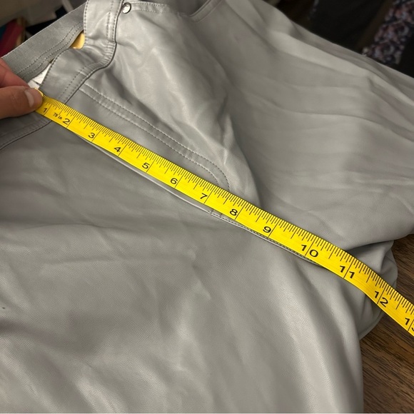 DG2 faux leather Gray Pants XL - Picture 6 of 9